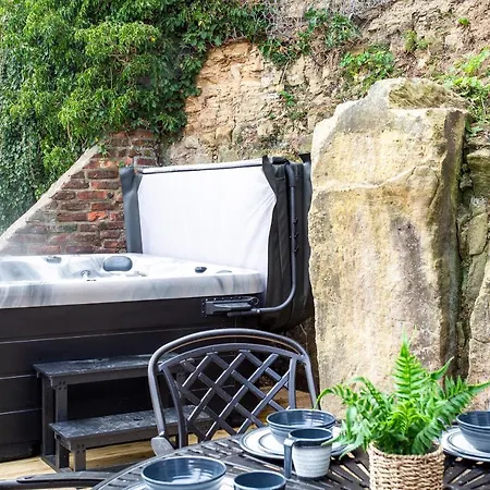 Boutique - Mast Holiday home Whitby