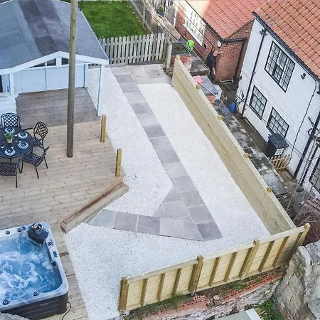 Boutique - Mast Holiday home