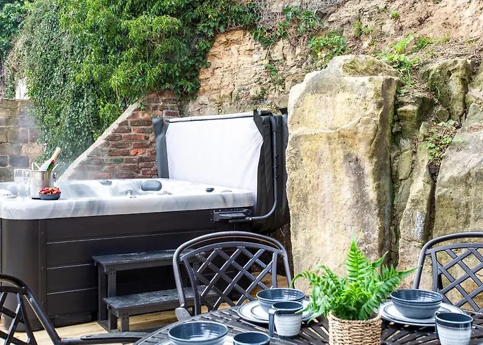 Boutique - Mast Semesterbostad Whitby