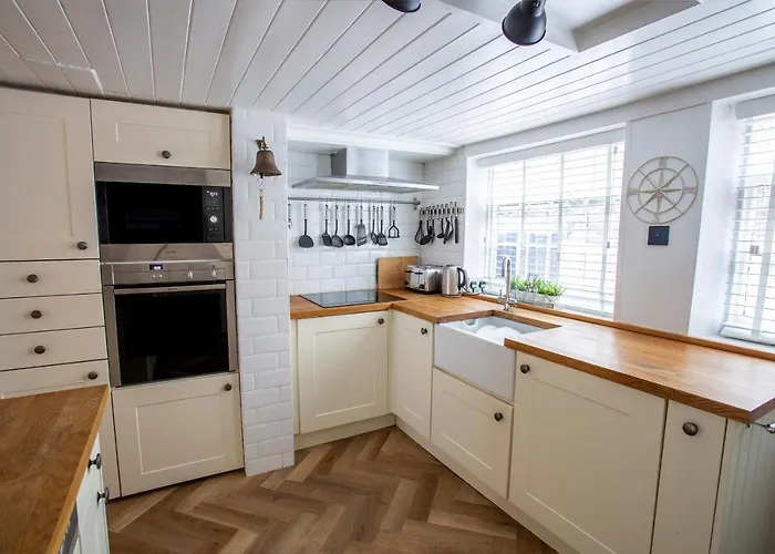 Semesterbostad Boutique - Mast