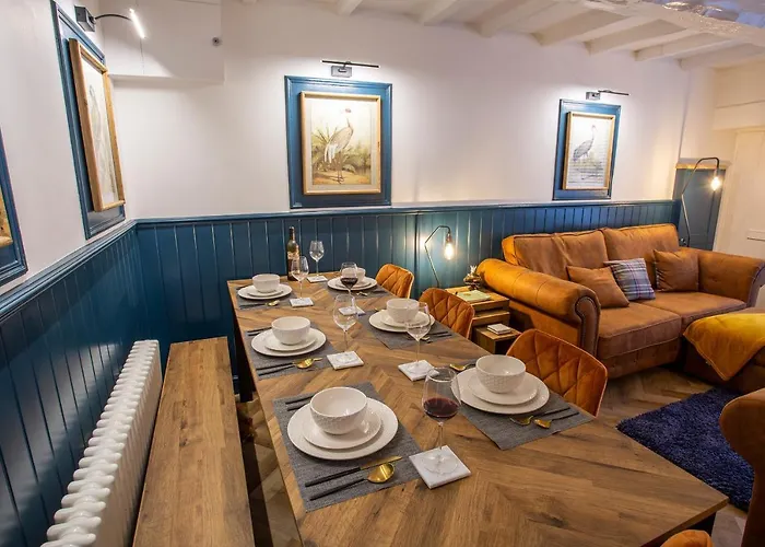 Boutique - Mast Whitby